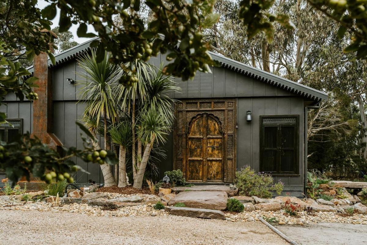 The Temple - Country Farm Retreat Βίλα Launching Place Εξωτερικό φωτογραφία