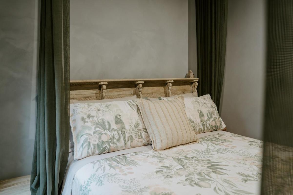 The Temple - Country Farm Retreat Βίλα Launching Place Εξωτερικό φωτογραφία