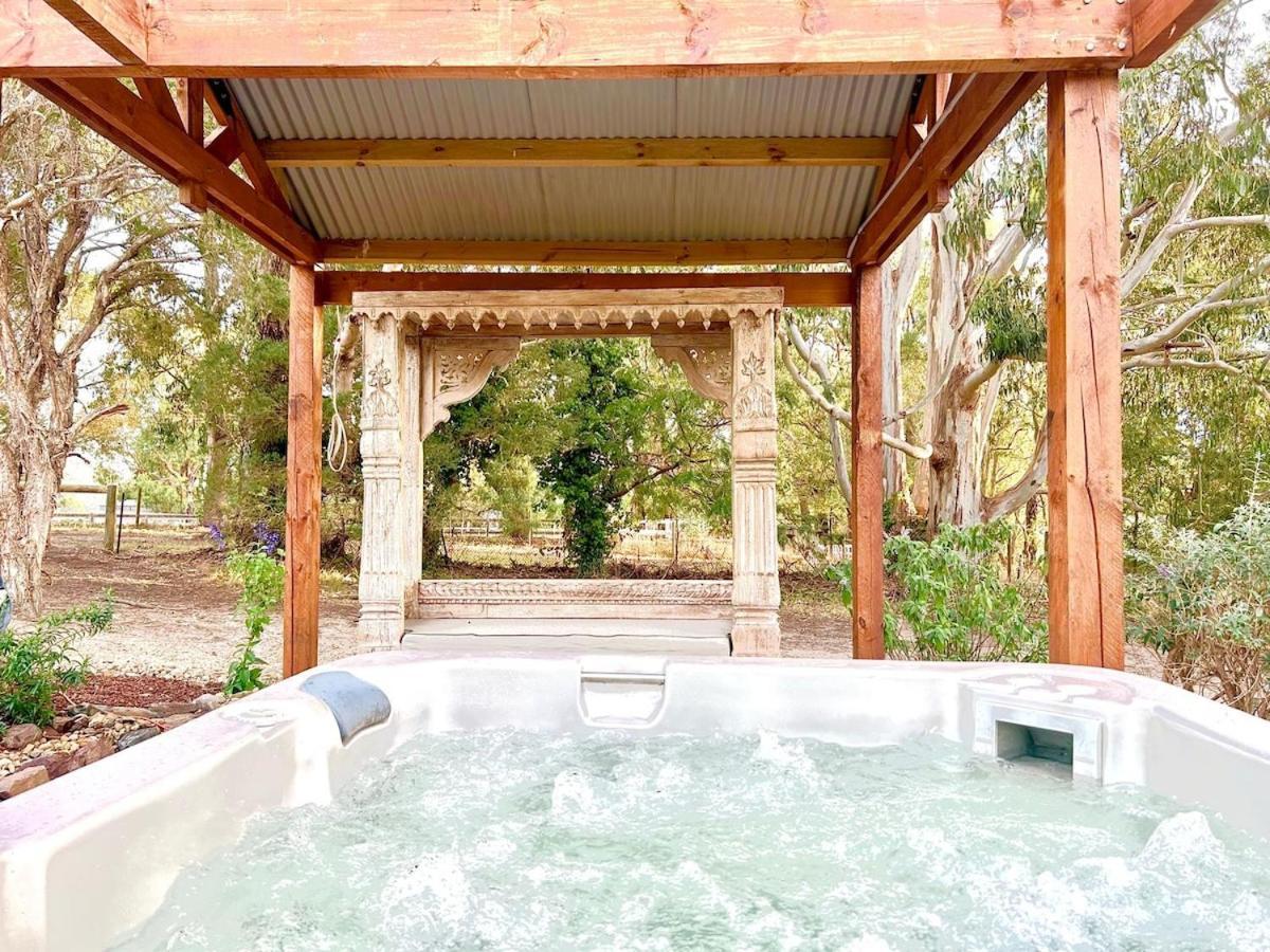 The Temple - Country Farm Retreat Βίλα Launching Place Εξωτερικό φωτογραφία